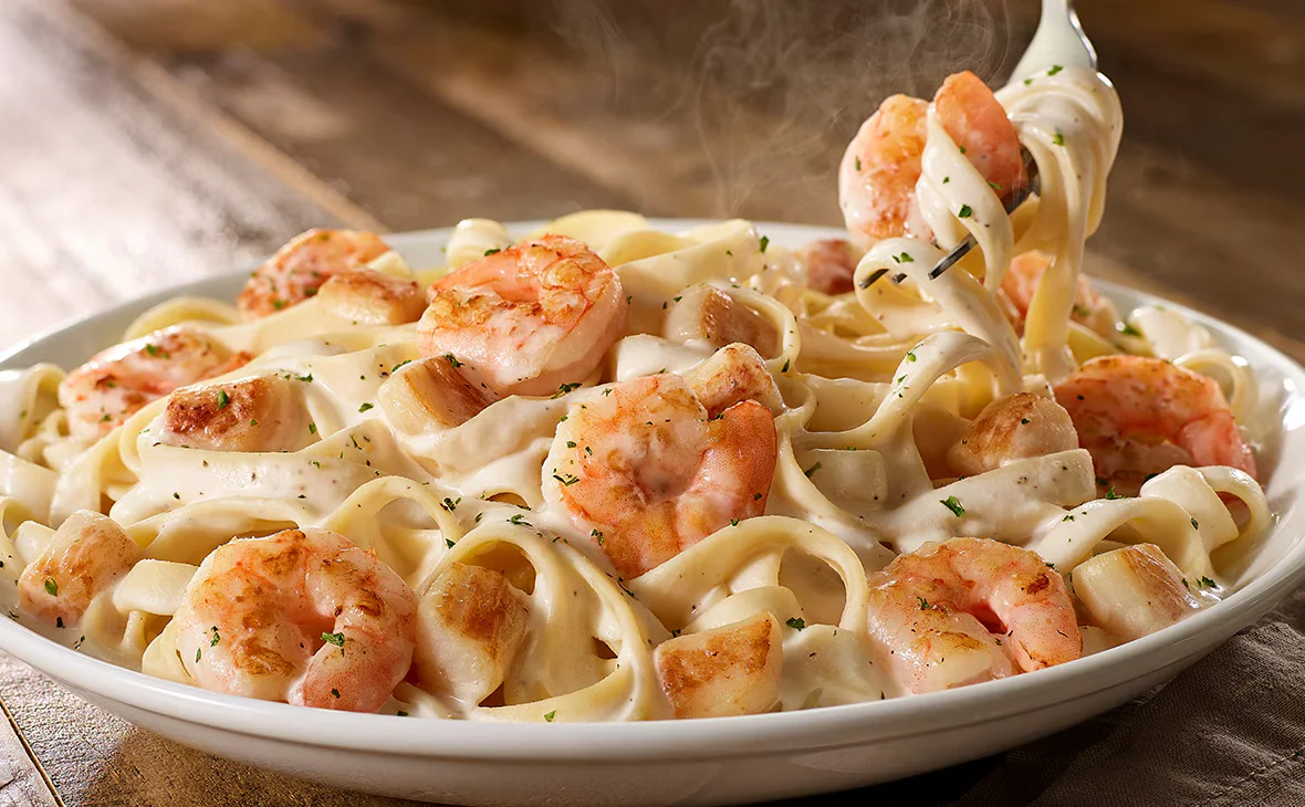 Seafood Alfredo
