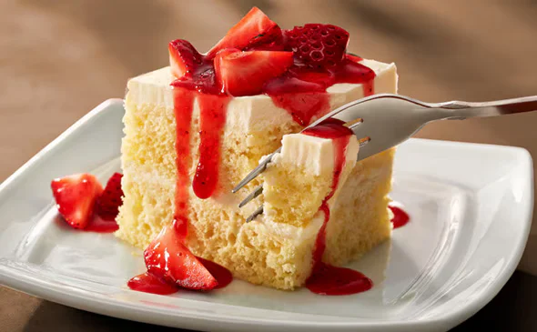 Strawberry Cream Cake
